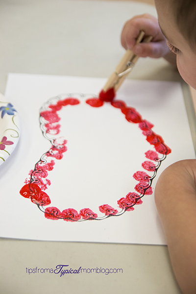 Heart Pom Poms How To - Red Ted Art - Kids Crafts